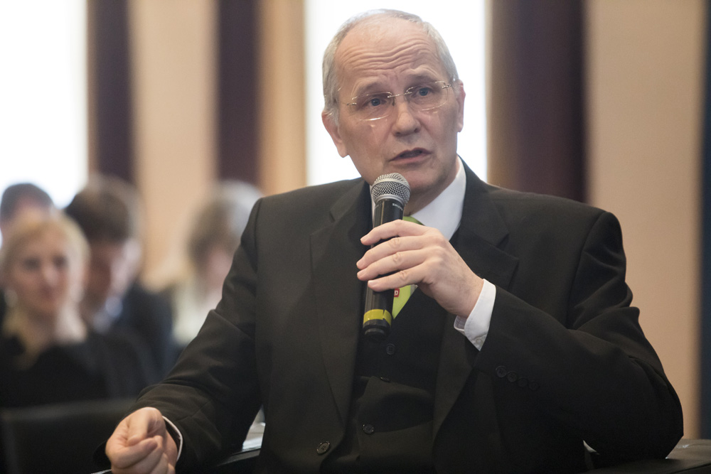 180405 4.strateška konferenca elektrodistribucije_foto.miha.fras_600